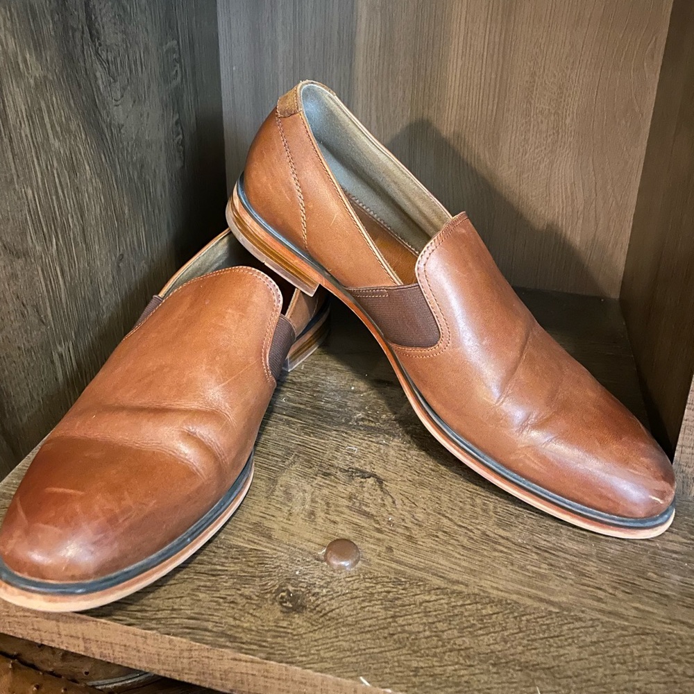 Also Men’s Leather Loafers